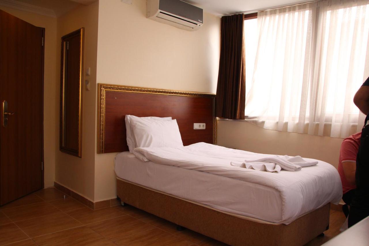 Hotel Rio อิสตันบูล ภายนอก รูปภาพ